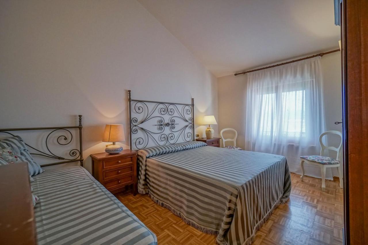 Il Quercione Agriturismo Rivotorto Exteriör bild